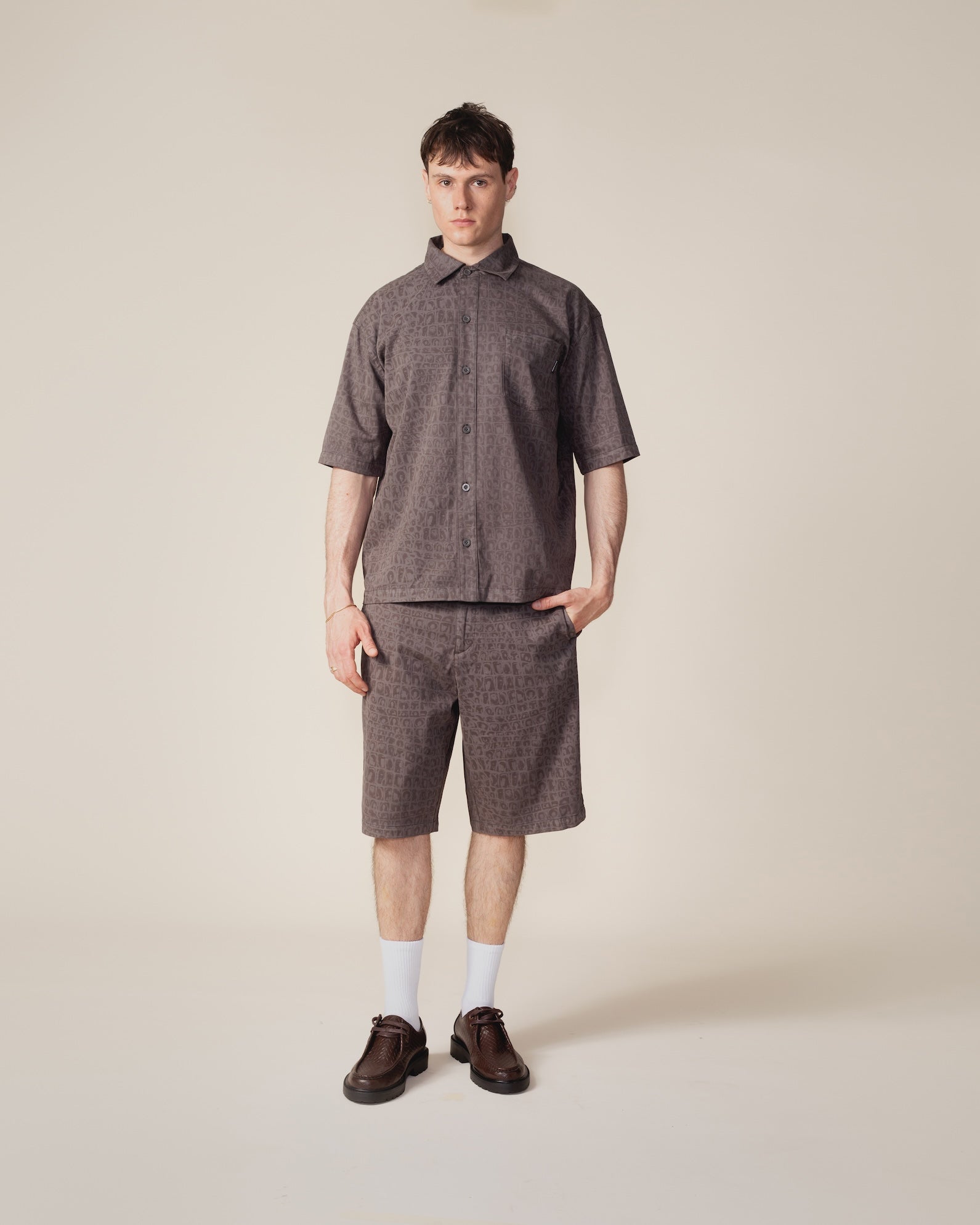 DP - Black Oyster Digital Croc Shirt - Modelshot - mens