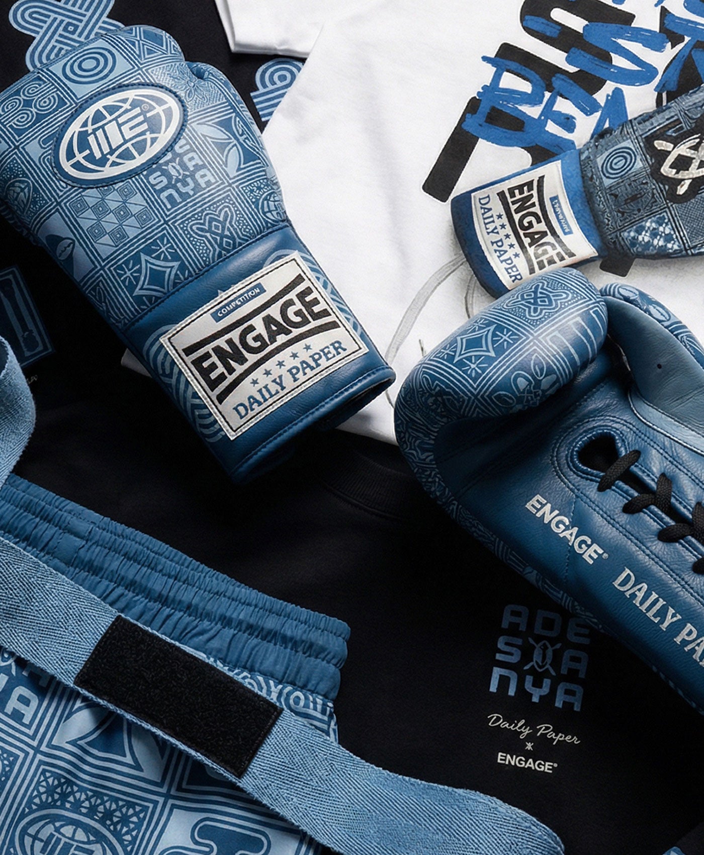 DP - Light Blue DP X Engage Boxing Gloves - Packshot - detail