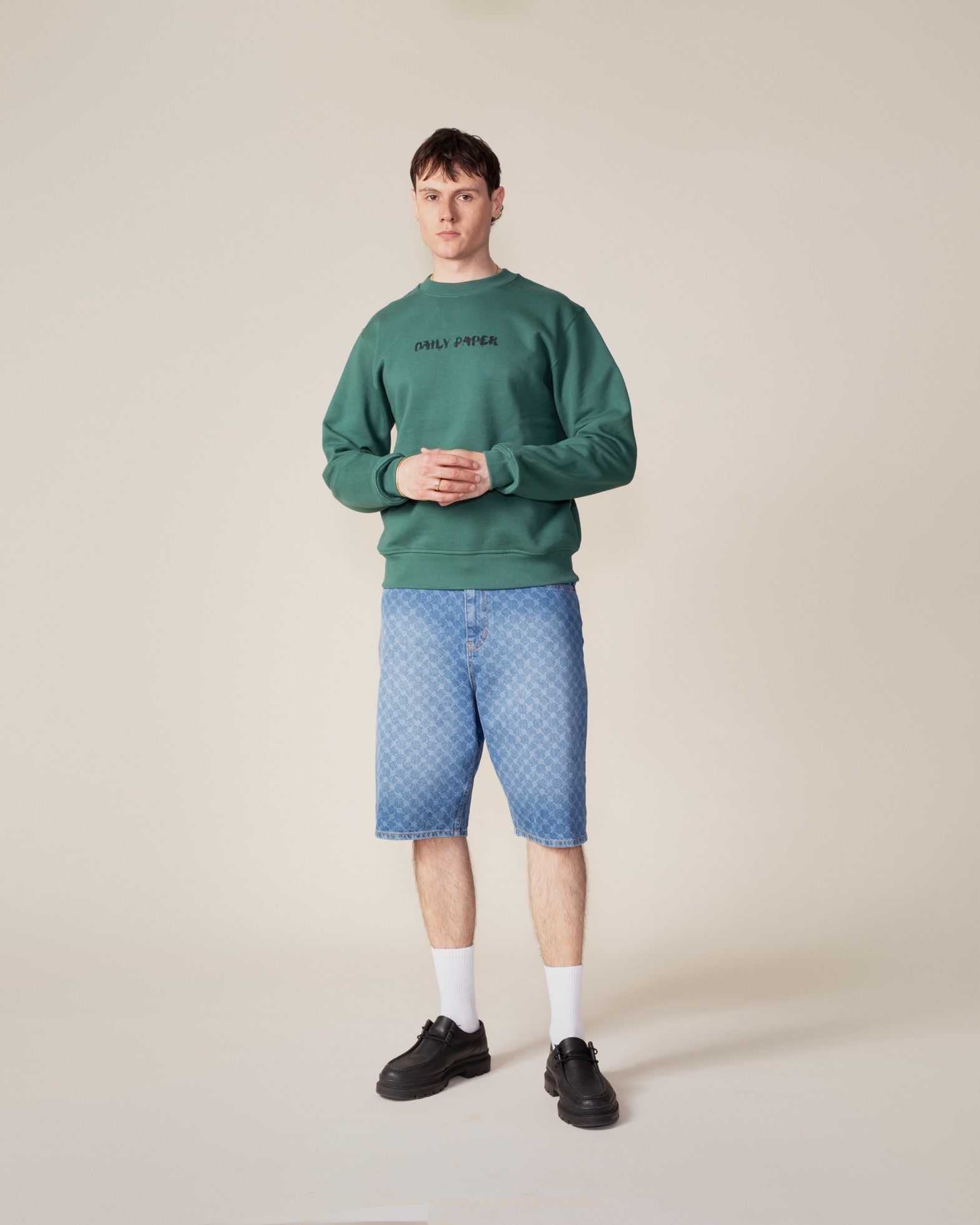 DP - Bistro Green Shield Focus Sweater - Modelshot - front