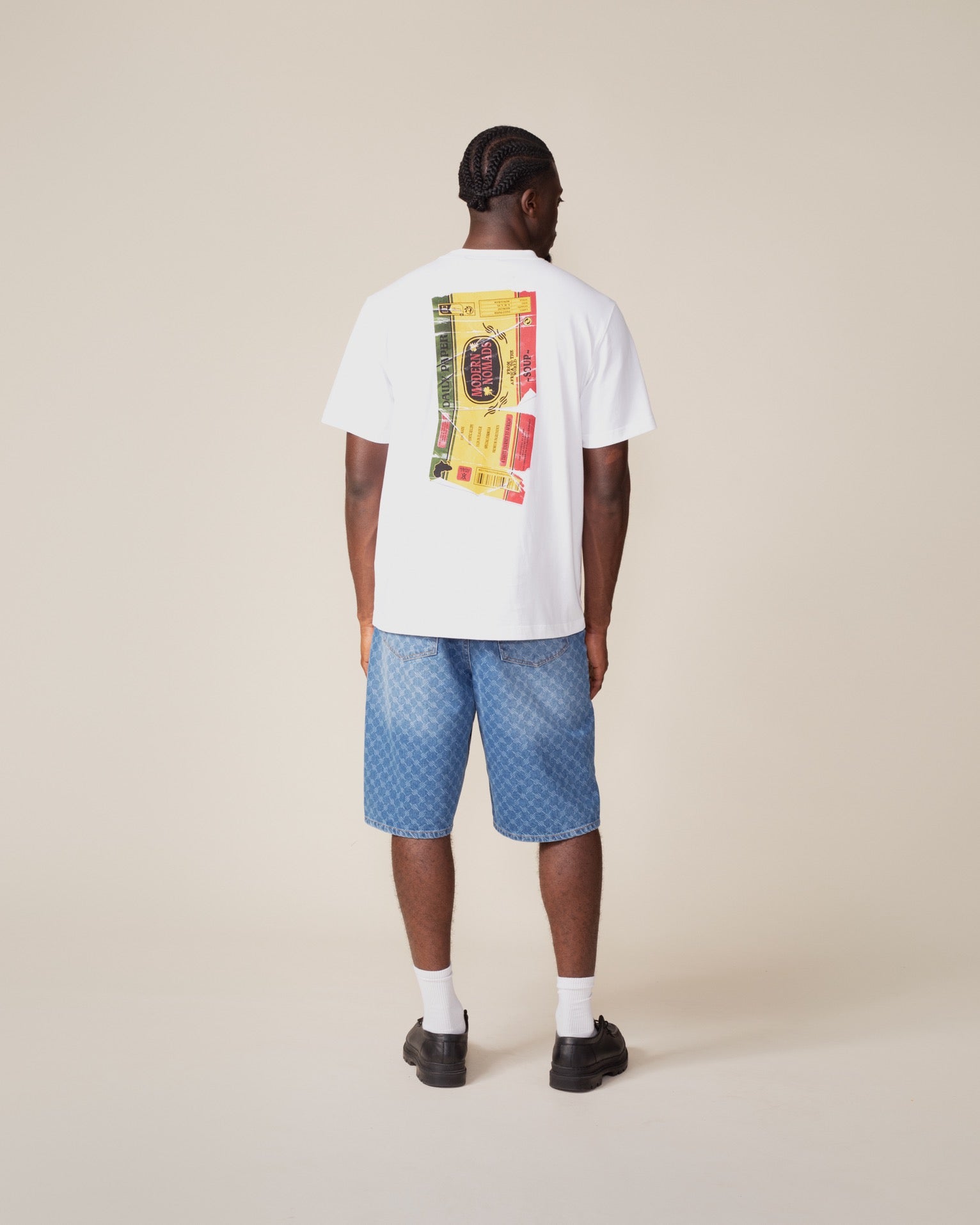 DP - White Wrapper T-Shirt - Modelshot - mens