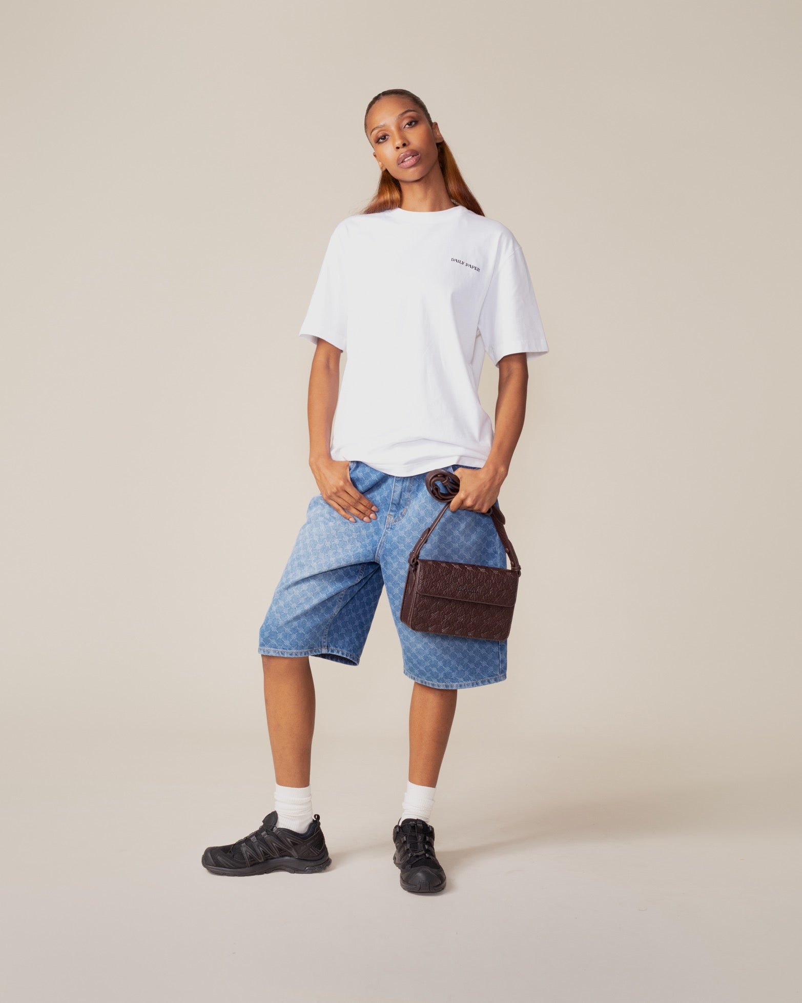 DP - White Wrapper T-Shirt - Modelshot - wmns