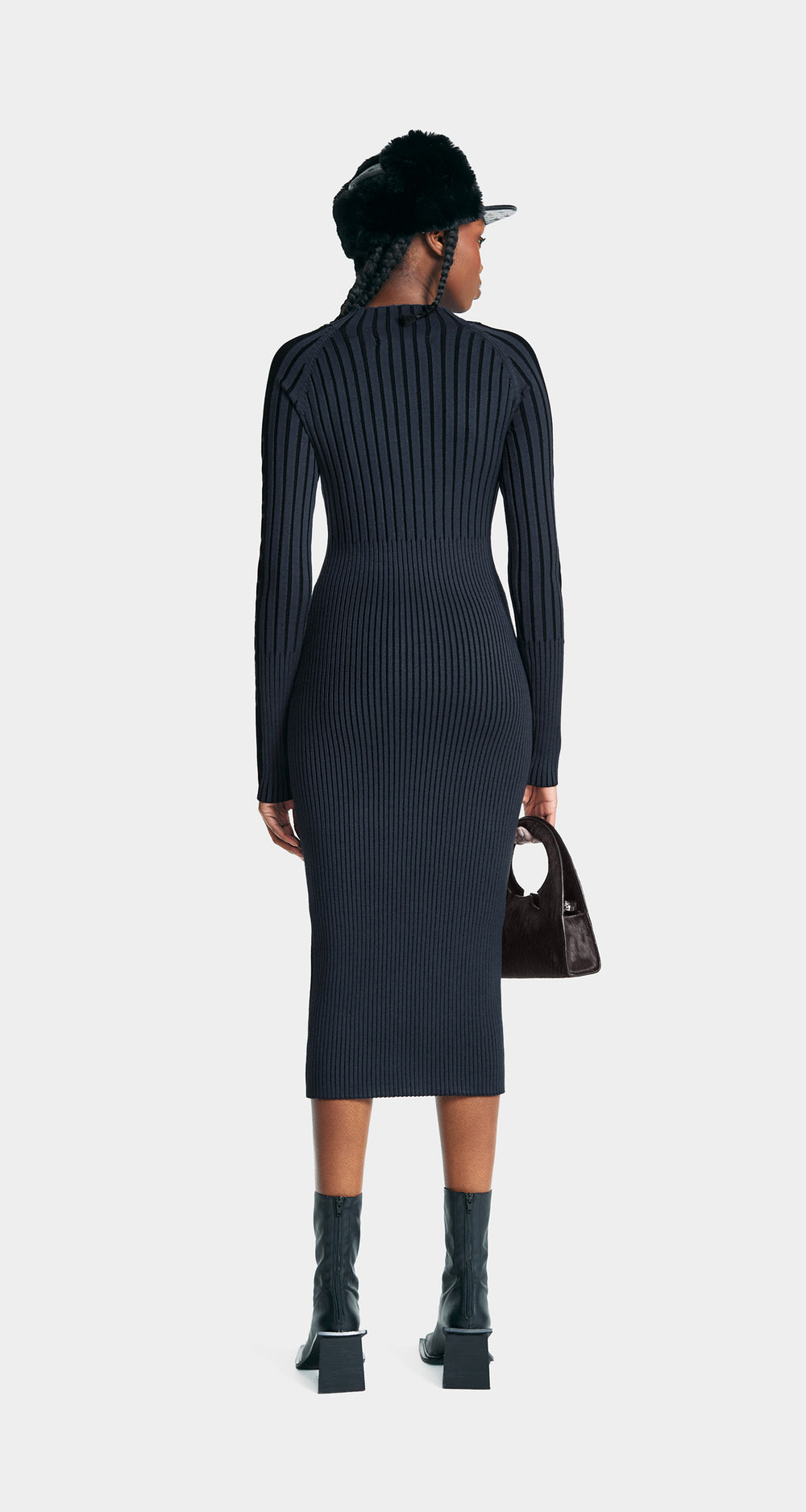 DP - Grey Lore Knit Dress - Modelshot - wmn - rear