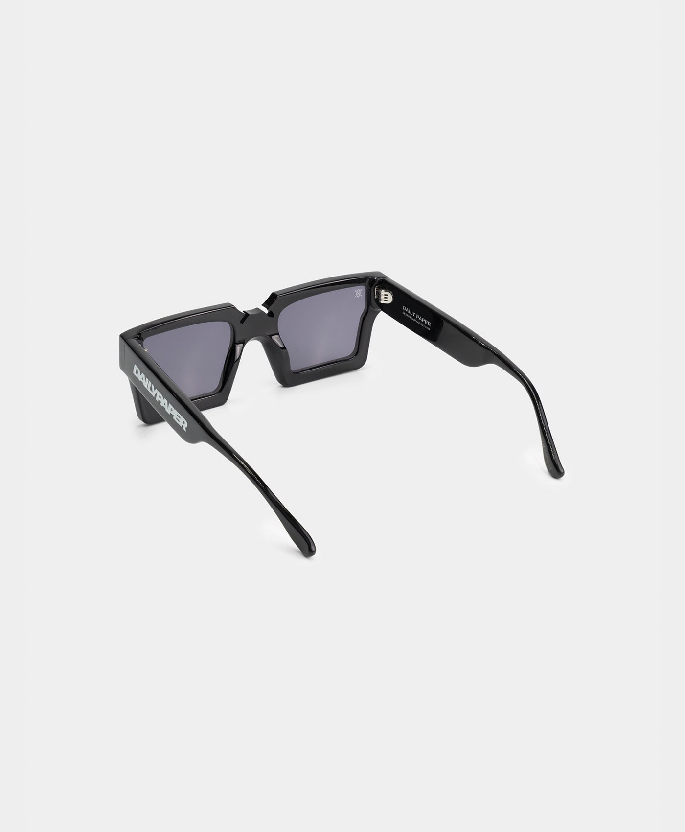 DP - Black Pello Sunglasses - Packshot 