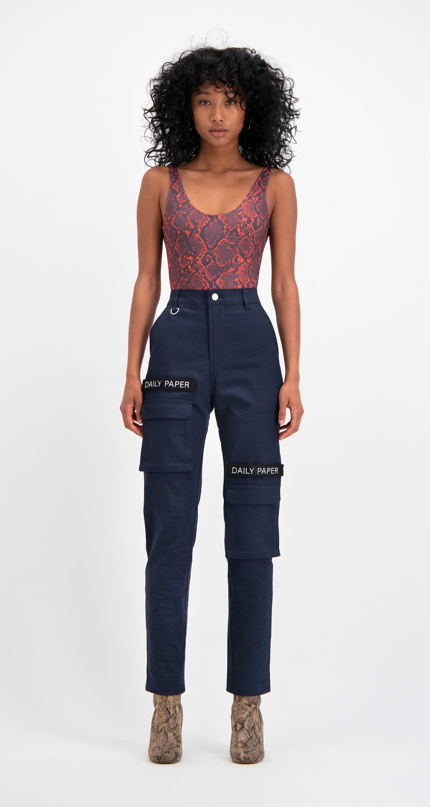 DP - Cargo Pants Navy - Modelshot - Women
