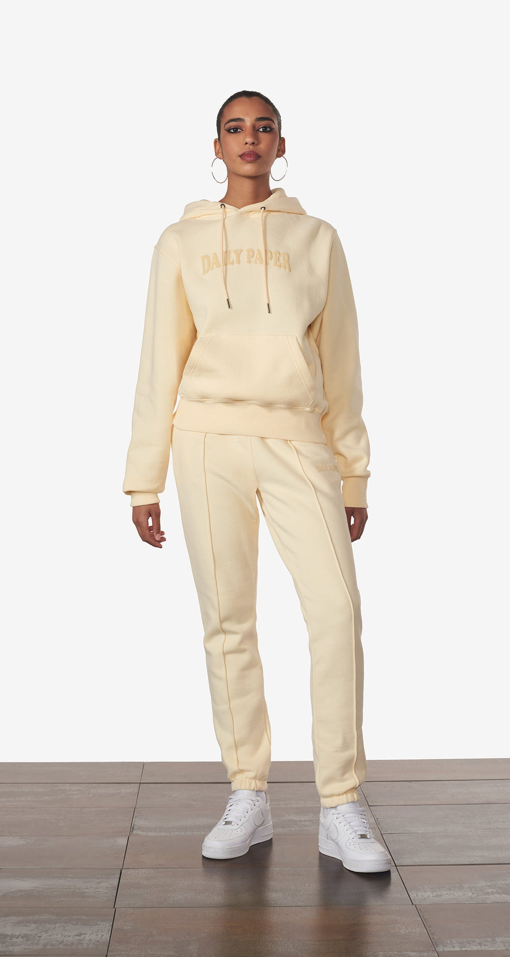 DP - Shortbread Cream Naveah Trackpants - Wmn - Front
